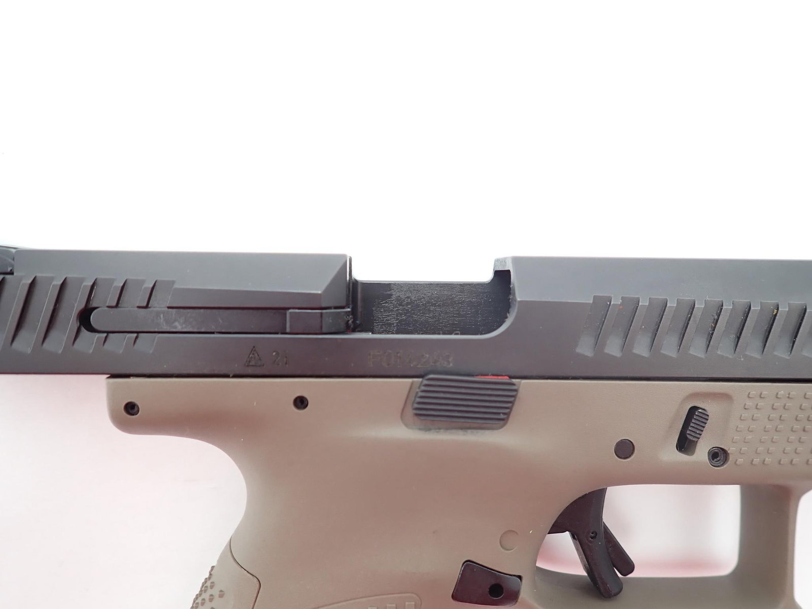 CZ P-10 F Pistol - 13