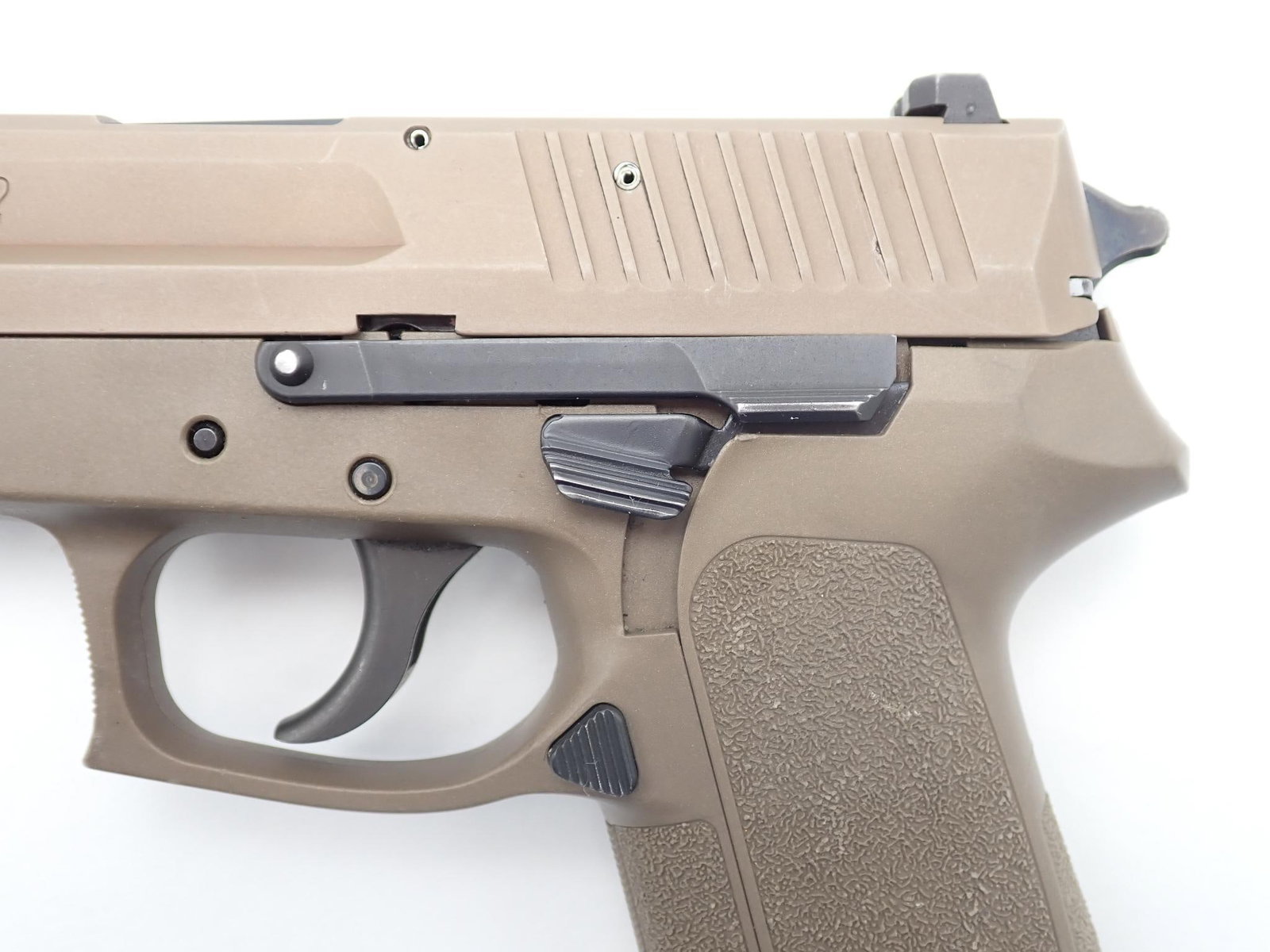 Sig Sauer SP2022 Pistol - 10
