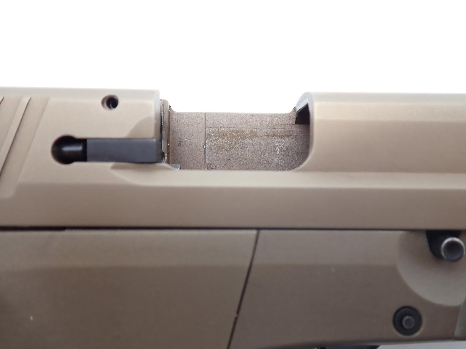 Sig Sauer SP2022 Pistol - 14