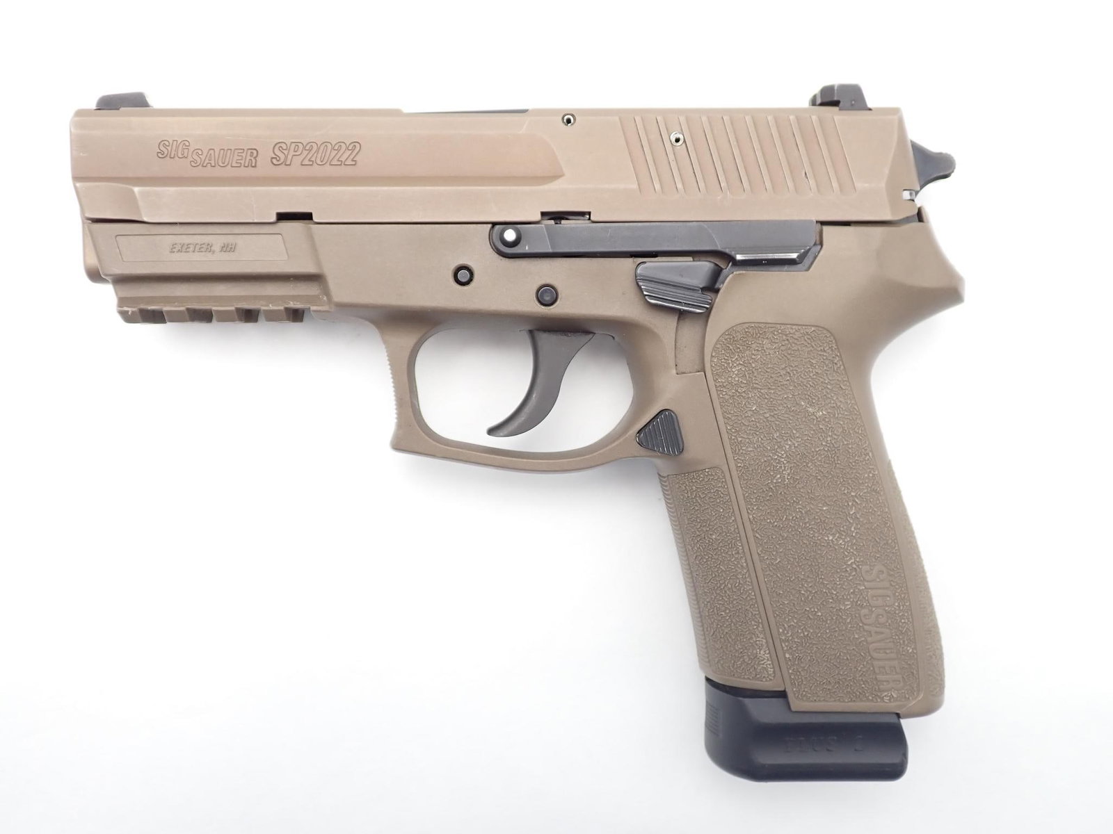 Sig Sauer SP2022 Pistol - 2