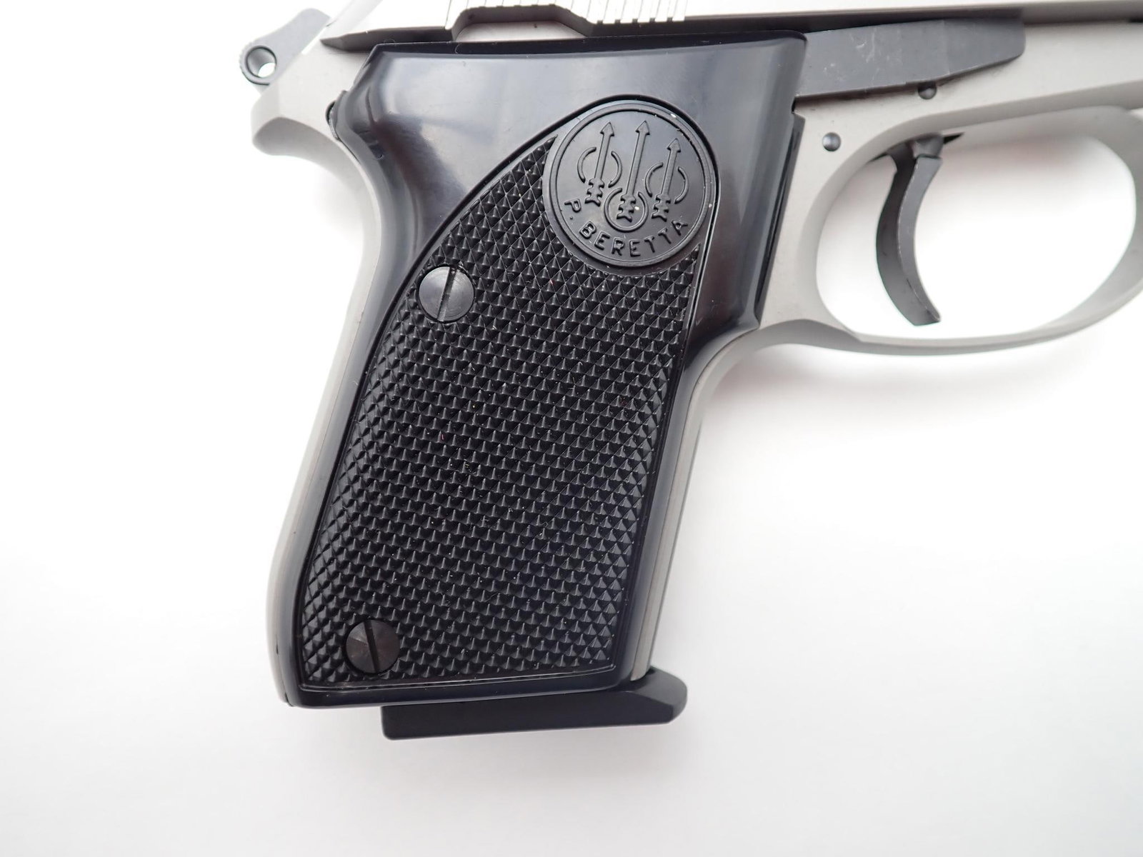 Beretta 3032 Tomcat Pistol - 3