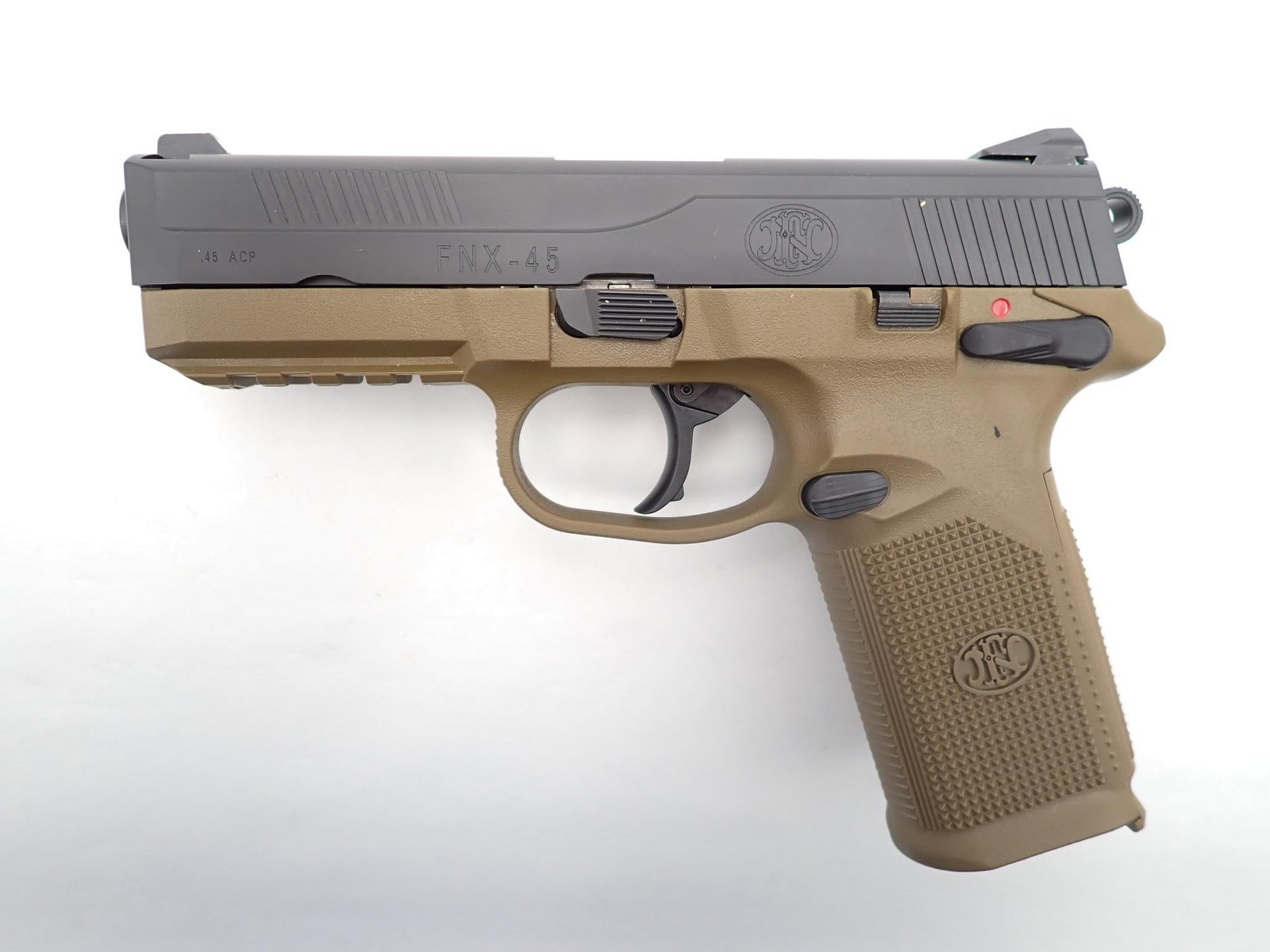 FN FNX-45 Pistol - 2