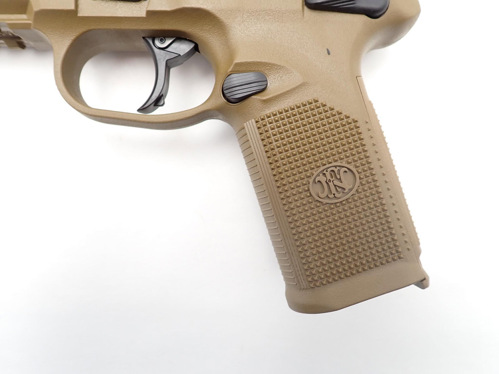 FN FNX-45 Pistol - 6