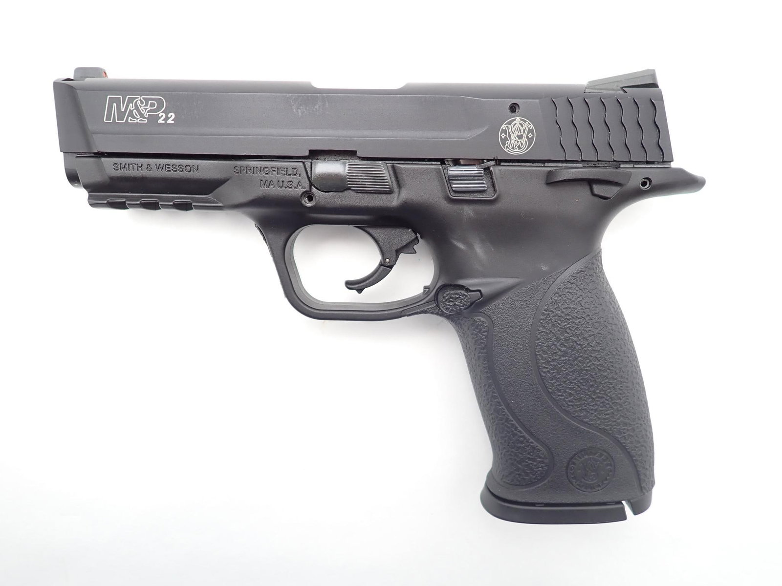 Smith & Wesson M&P 22 Pistol - 2