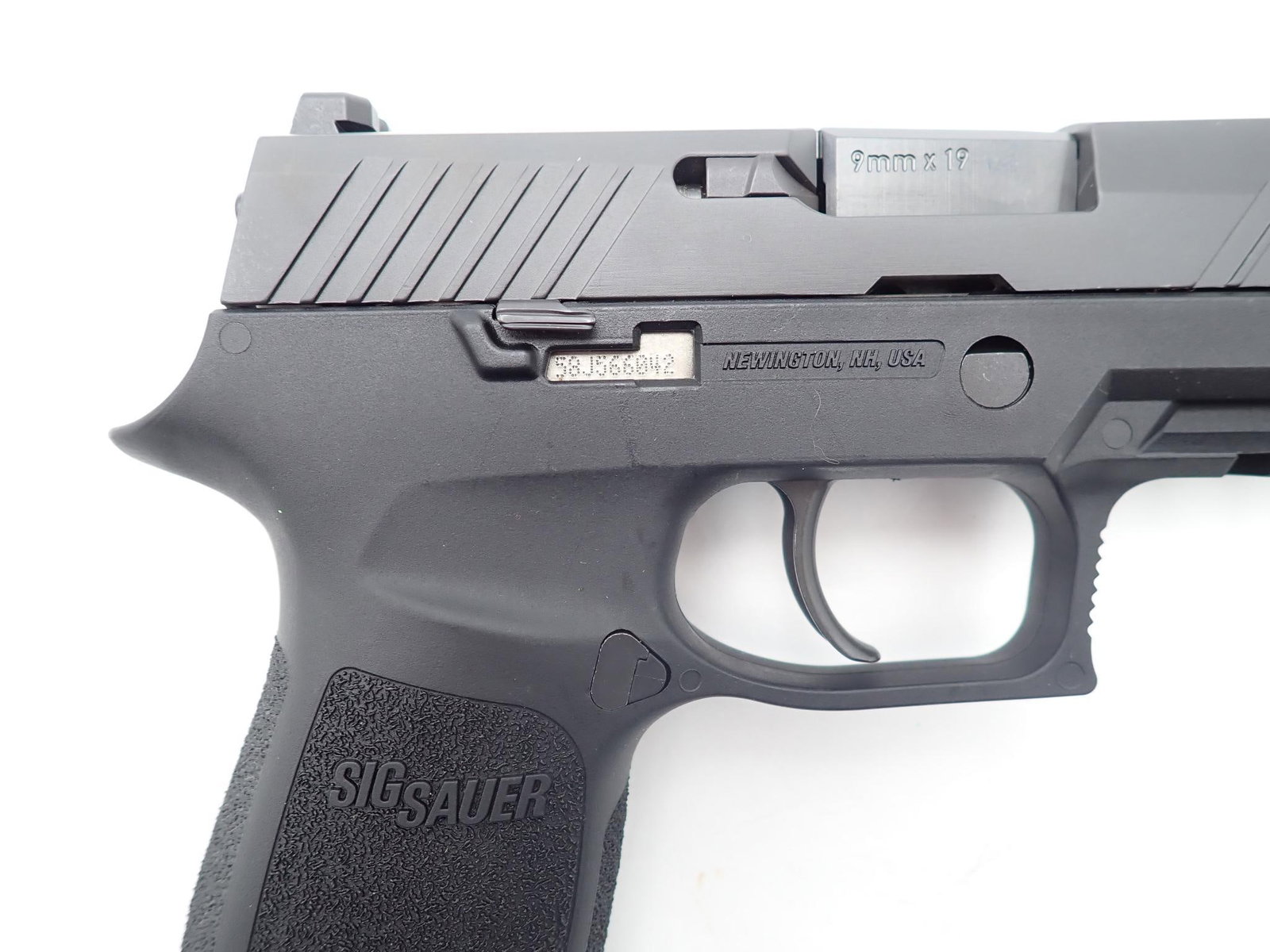 Sig Sauer P320 Pistol - 4