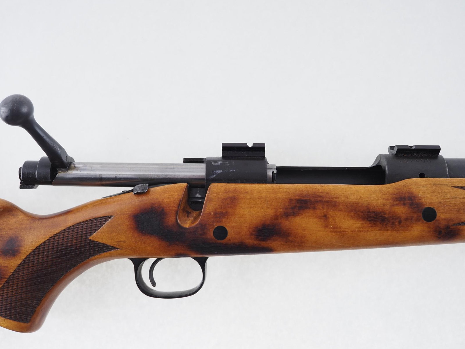Winchester Model 670 Rifle - 12