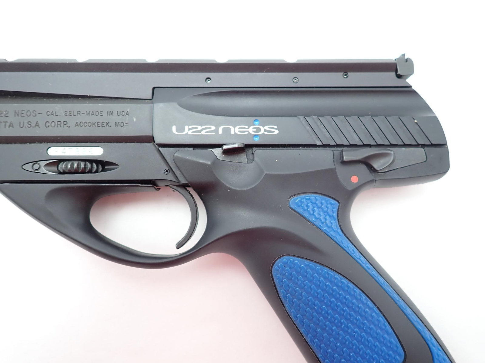 Beretta U22 Neos Pistol - 9