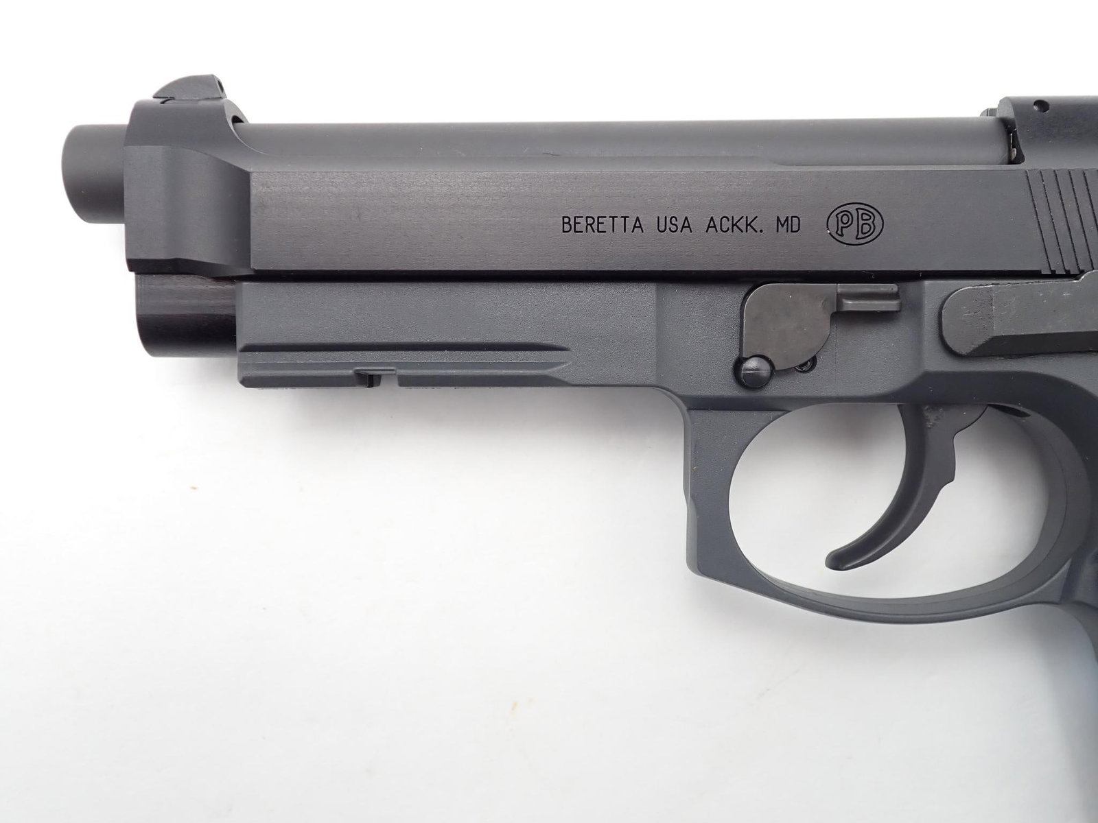 Umarex Beretta 92FSR Pistol - 10