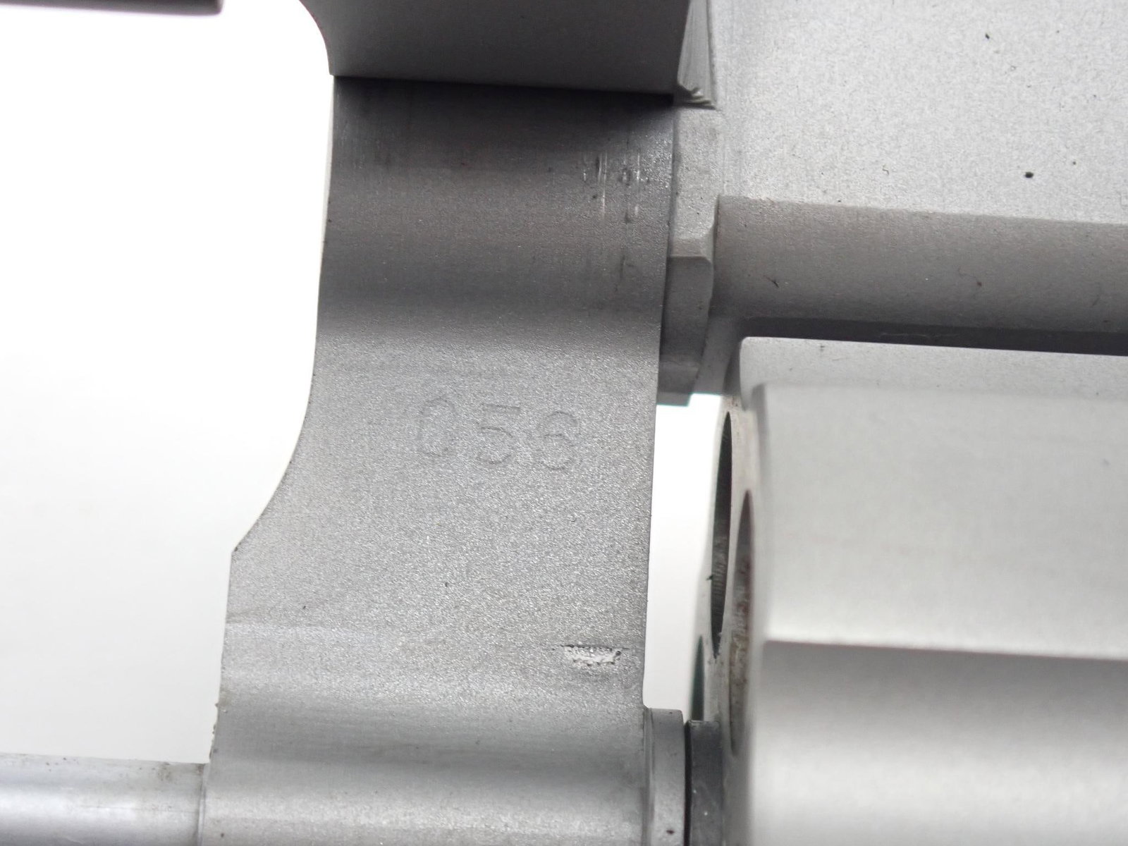 Taurus 44 Revolver - 13