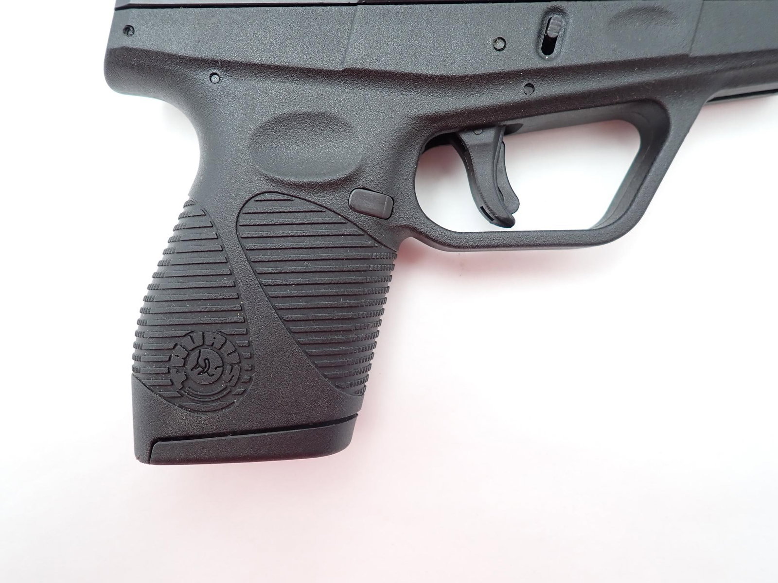 Taurus PT 709 Slim Pistol - 3