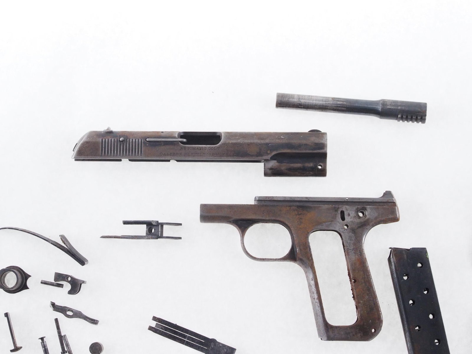 Colt 1903 Pistol - 4
