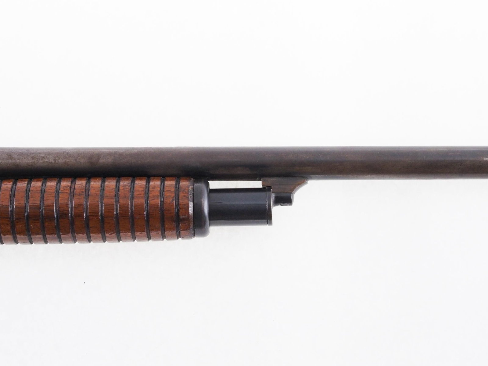 Stevens 820 B Shotgun - 7