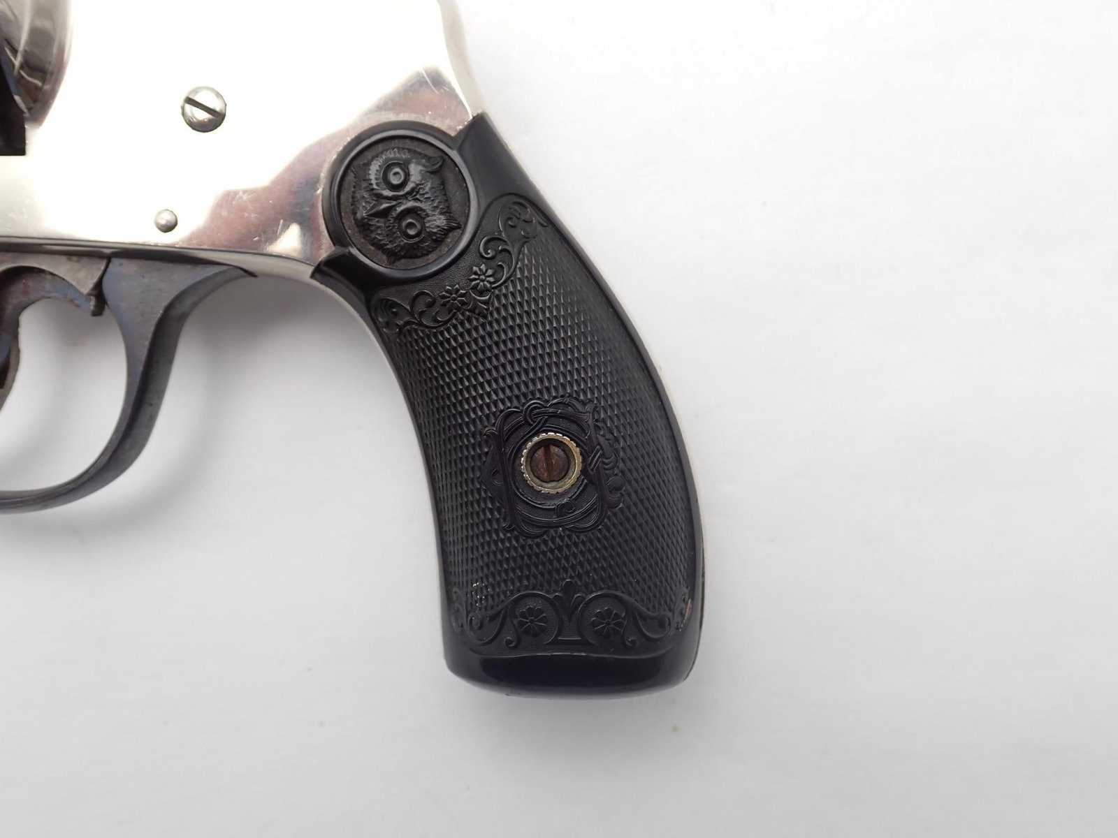 Iver Johnson Hammerless Revolver - 6
