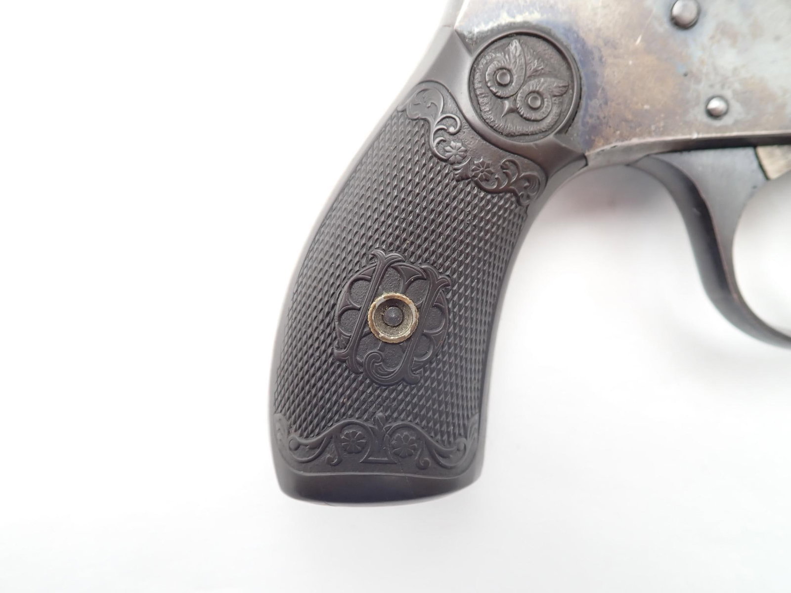 Iver Johnson 3rd Hammerless Revolver - 3