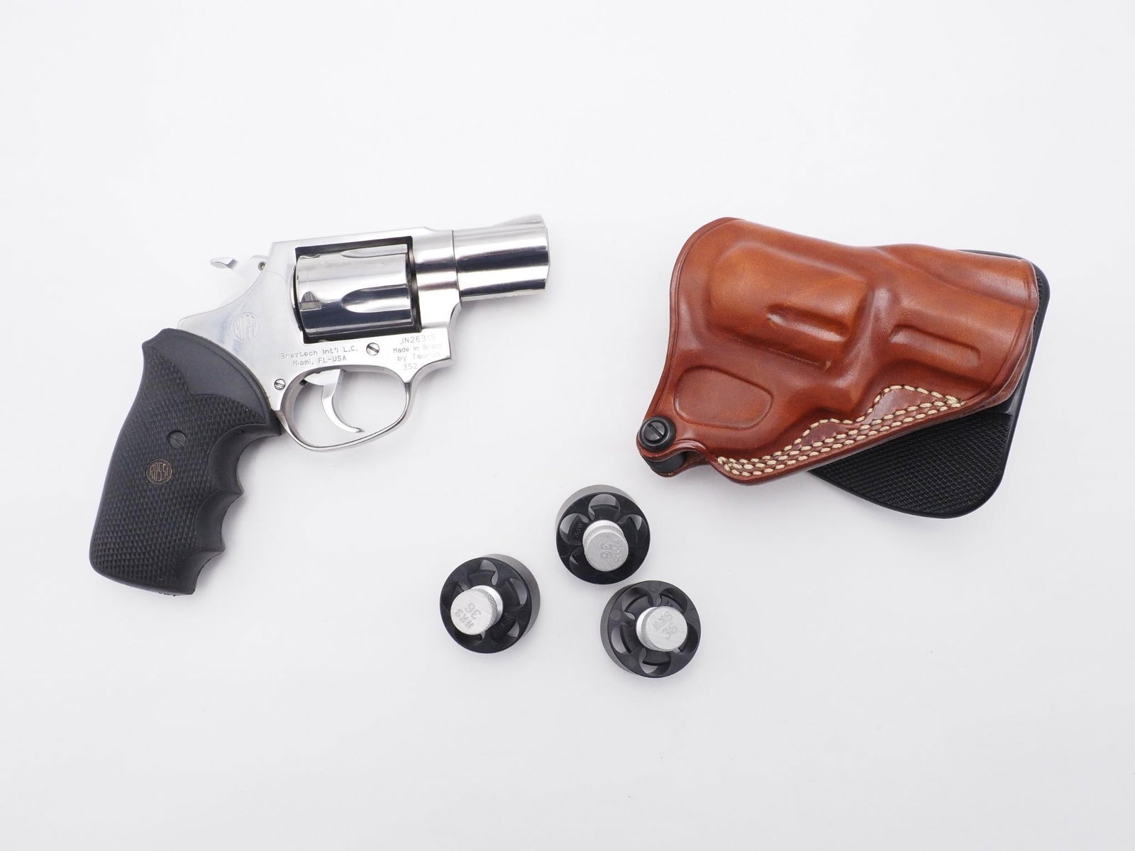 Rossi Model 352 Revolver - 17