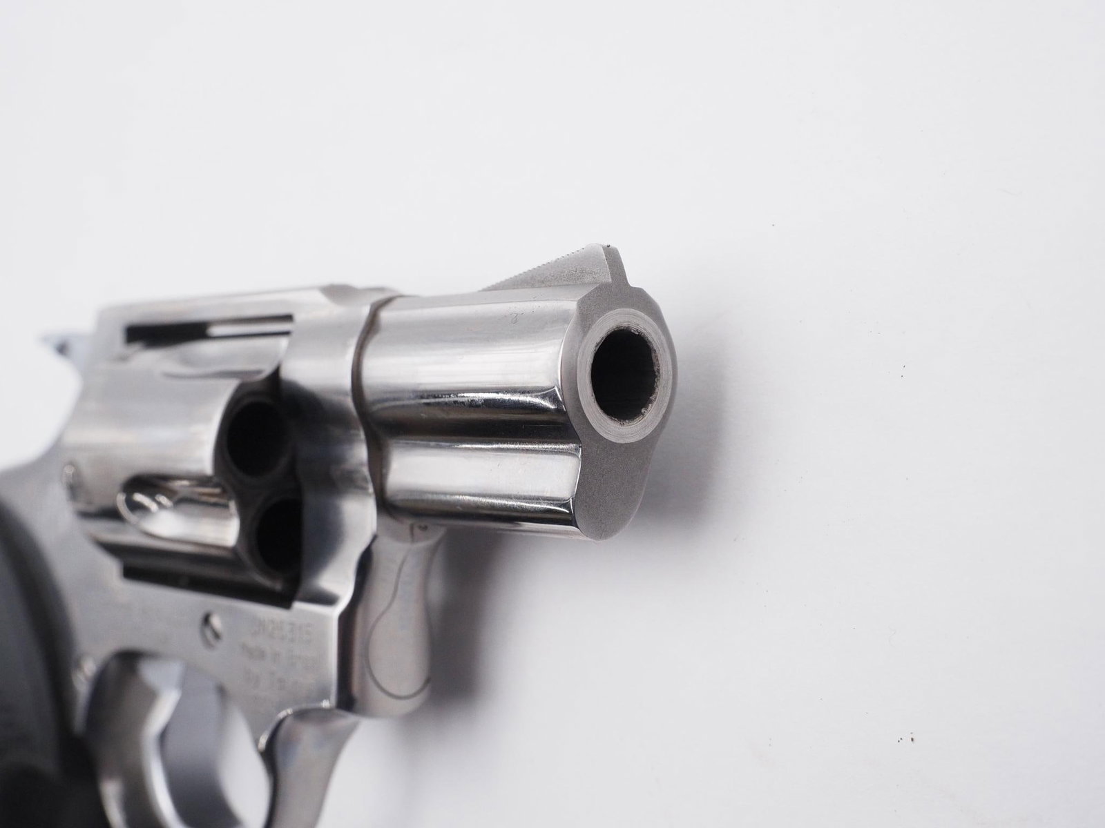 Rossi Model 352 Revolver - 6