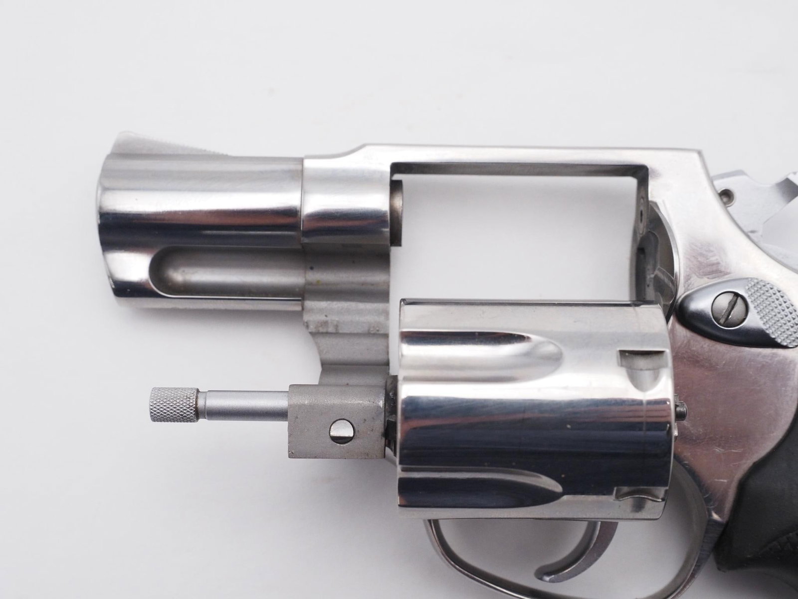 Rossi Model 352 Revolver - 9
