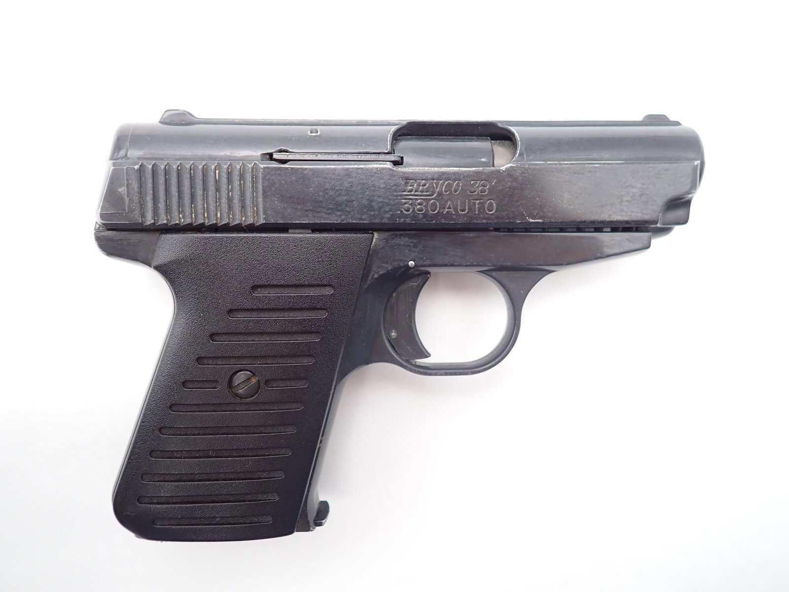 Bryco/Jennings Bryco 38 Pistol: SN: 343416 Cal: .380 ACP Action Type: Semi Auto Barrel Length: 2.75" Sights/Optics: Factory open sights Stock: Black Alloy Finish: Alloy slide with steel barrel Finish Cond: Original Bore: Frosted