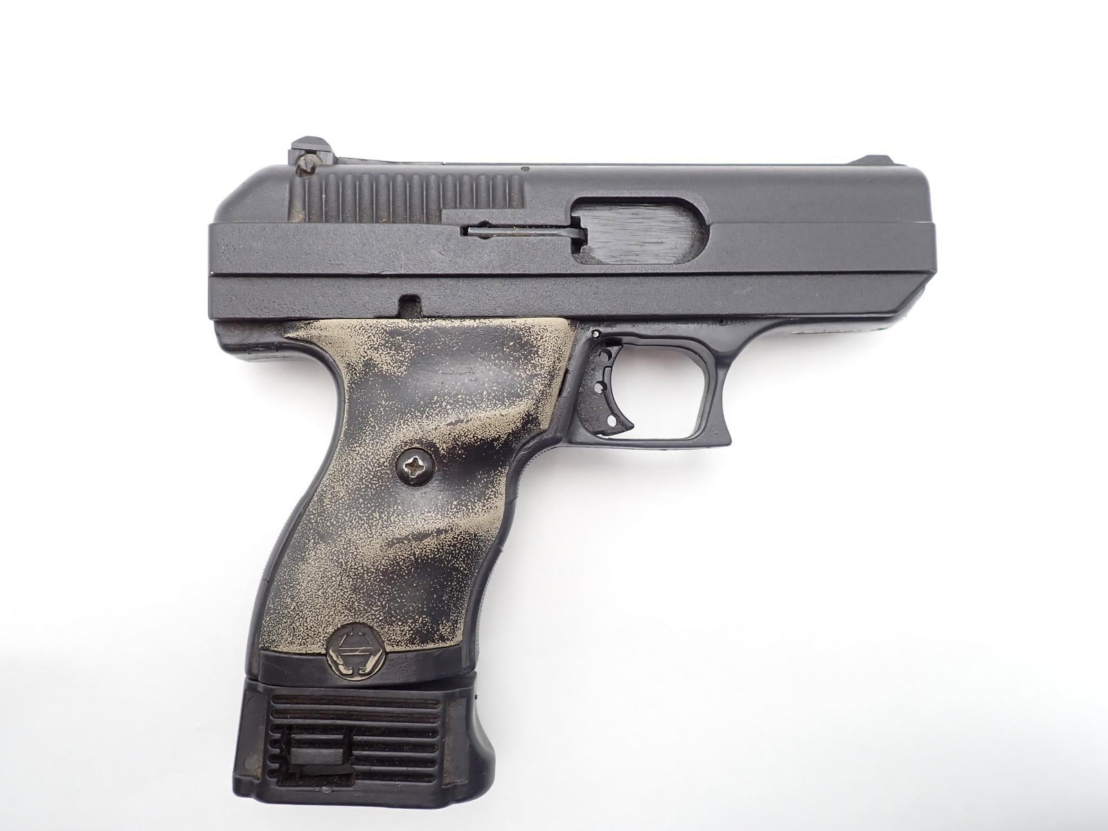 Hi-Point C9 Pistol: SN: P1898163 Cal: 9mm Action Type: Semi Auto Barrel Length: 3.5" Sights/Optics: Factory open sights Stock: Black Polymer Frame Finish: Black coated Finish Cond: Original Bore: Good Overall Cond: Good