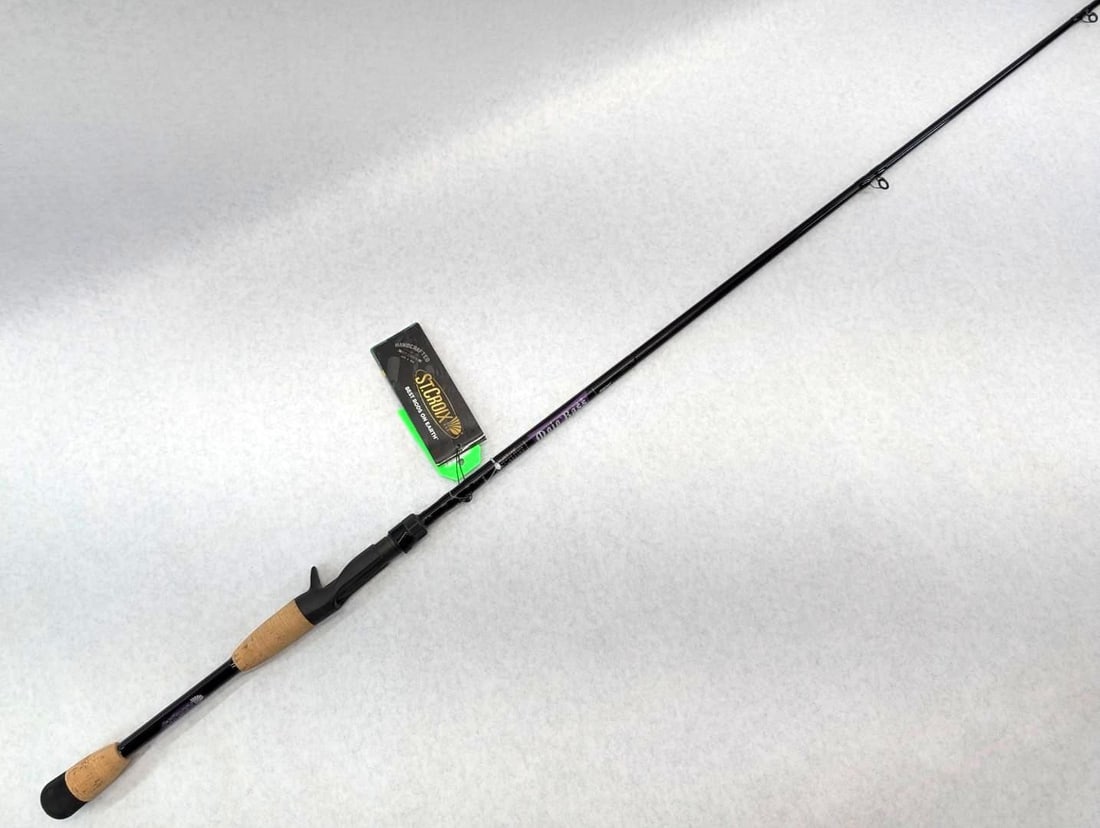 St Croix Mojo Bass IPC MJC71MF Baitcaster Rod: 7' 1" medium power