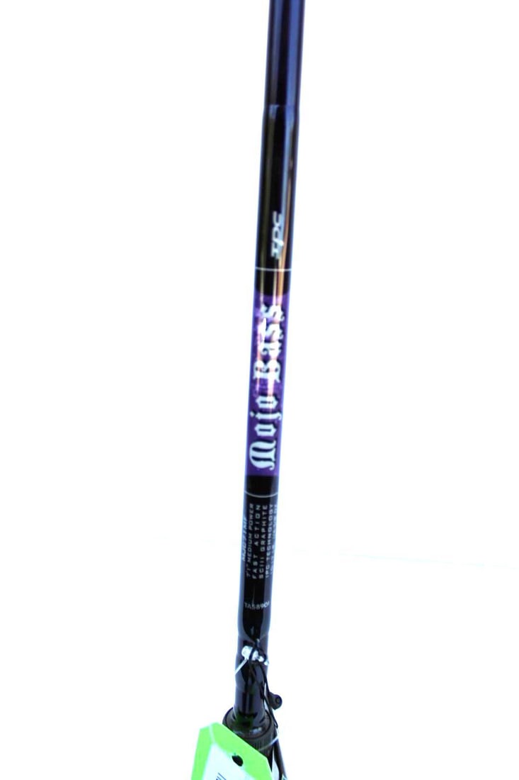 St Croix Mojo Bass IPC MJC71MF Baitcaster Rod - 6