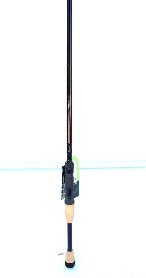 St Croix Mojo Bass IPC MJC71MF Baitcaster Rod - 7