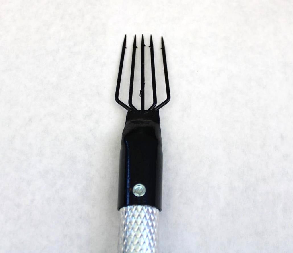 Telescoping Frog Spear - 4