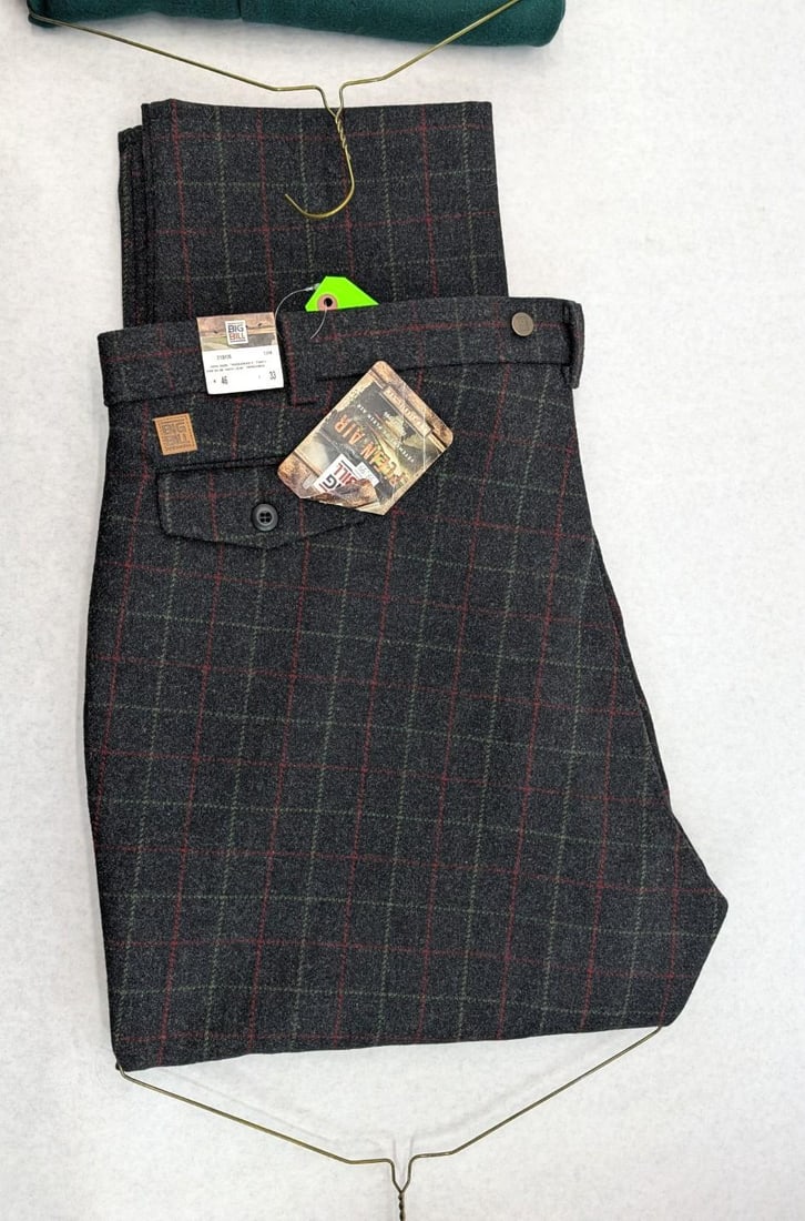 (2) Big Bill Wool Pants: size 46 x 33, green and plaid