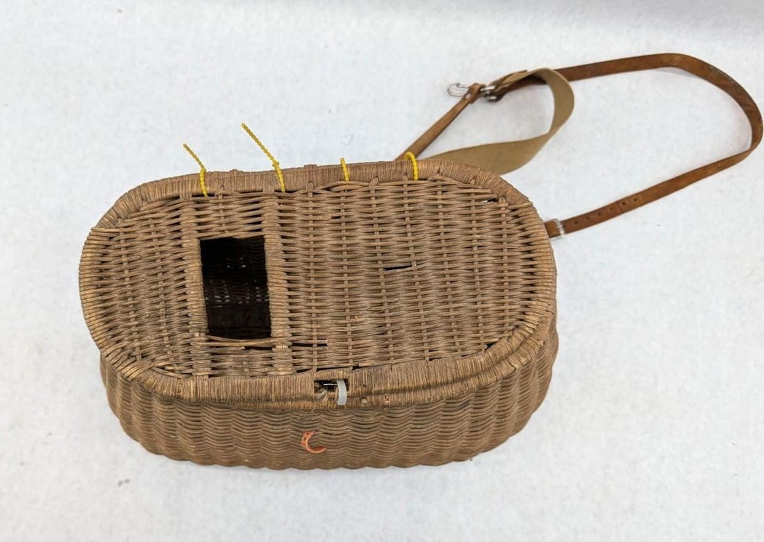 Vintage Wicker Fishing Creel - 2