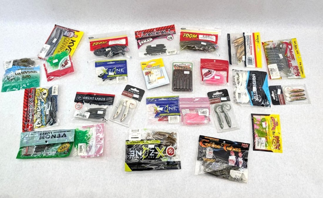 (25+/-) Packages of Asst. Rubber Bait: including Strike King, Venom, Jackall, Panfish Assassin, Stopper, etc