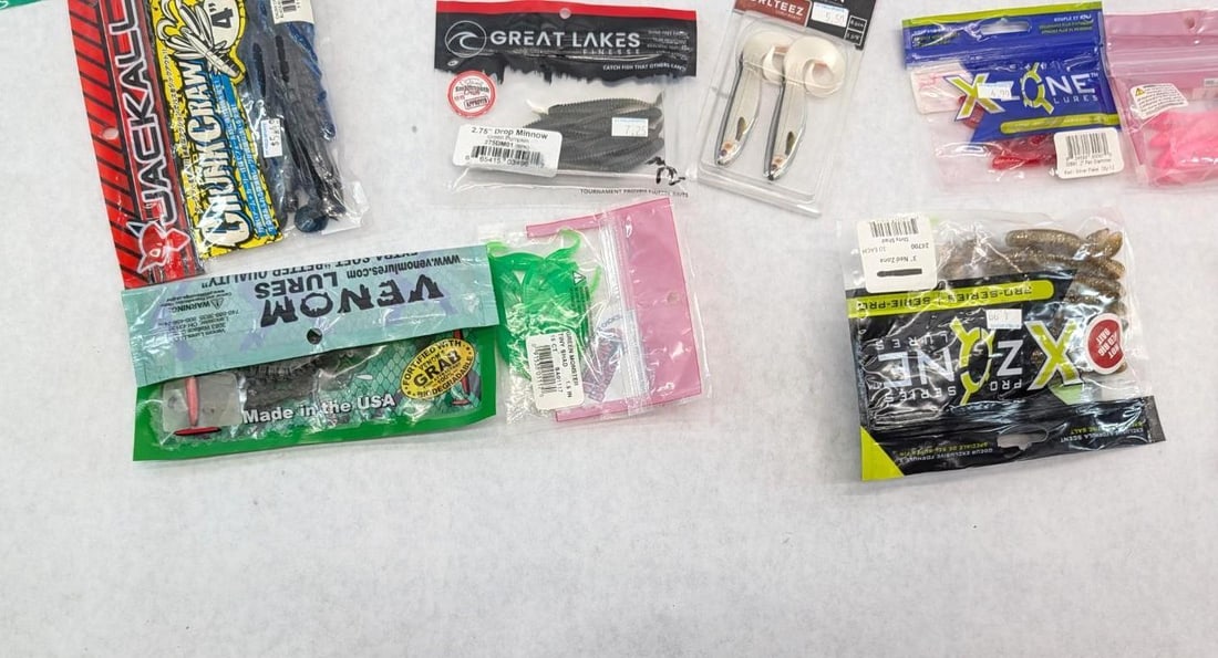 (25+/-) Packages of Asst. Rubber Bait - 6