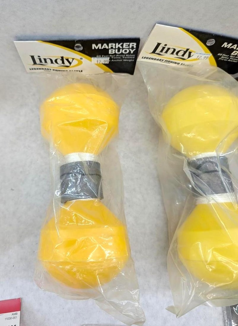 (4) Buoy Markers & (2) Planer Boards - 4