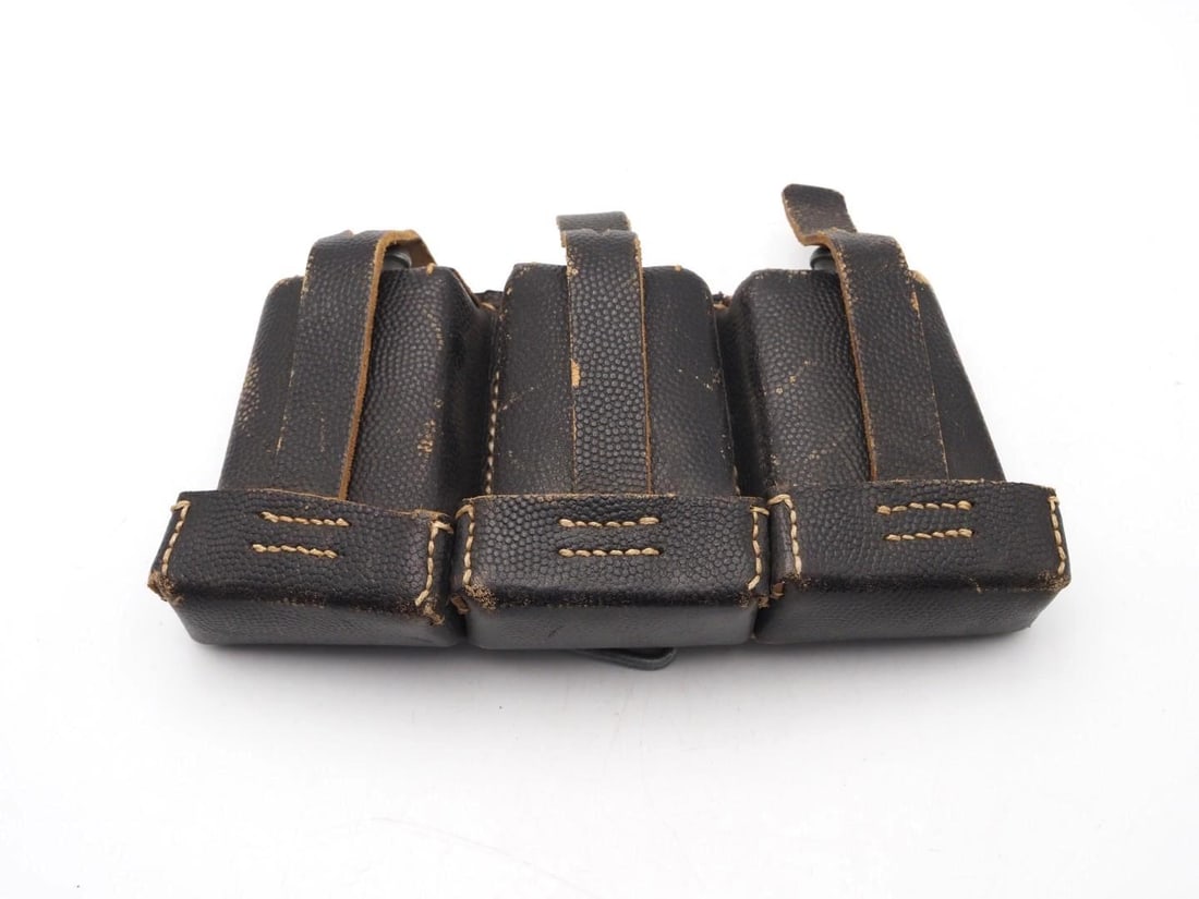 Late-War German K98 Ammo Pouch - 2