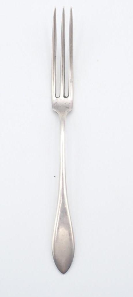 Towle Sterling Silver Lemon Fork: 5.625" in length, 17.3 grams