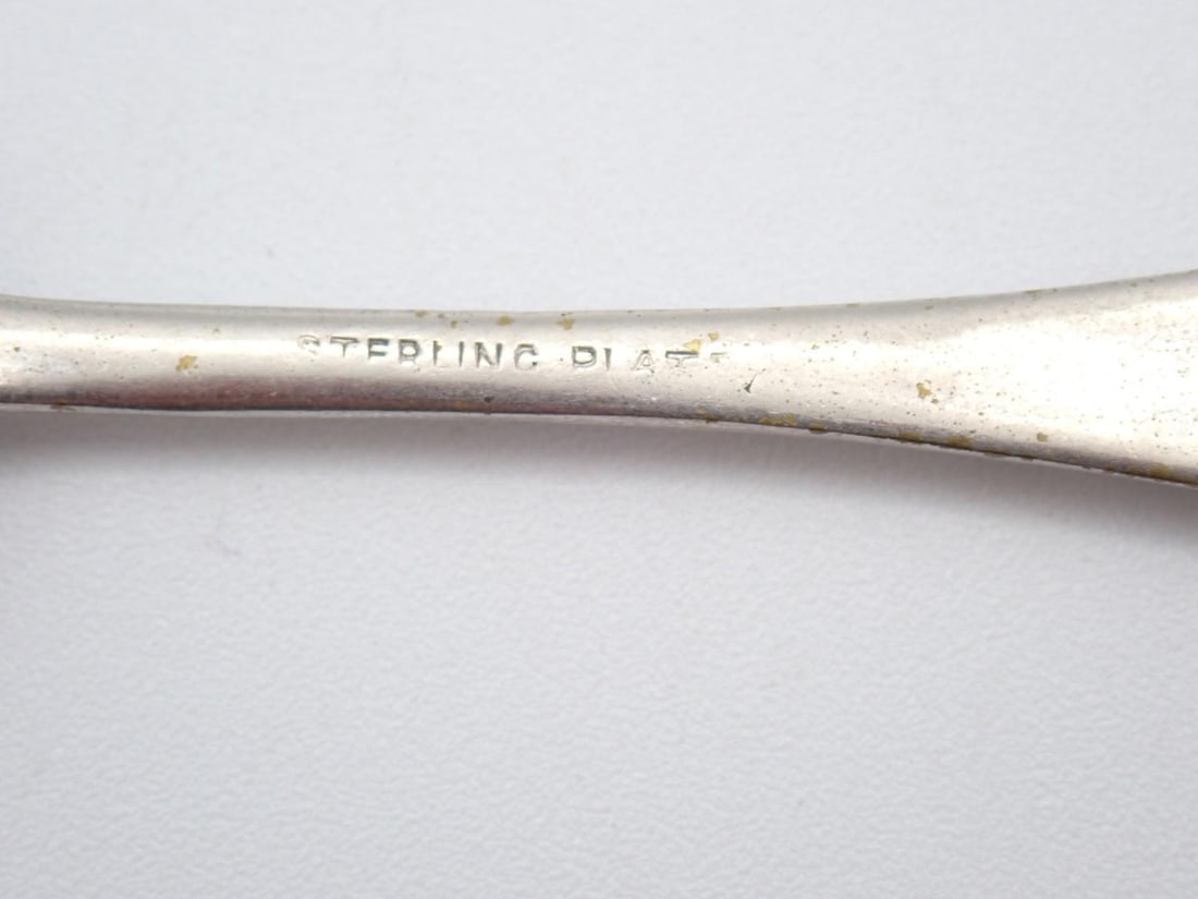 (20) Sterling Silver Flatware Articles - 15