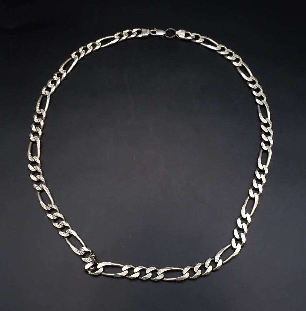 Sterling Silver Necklace: 24" in length, 70.7 grams