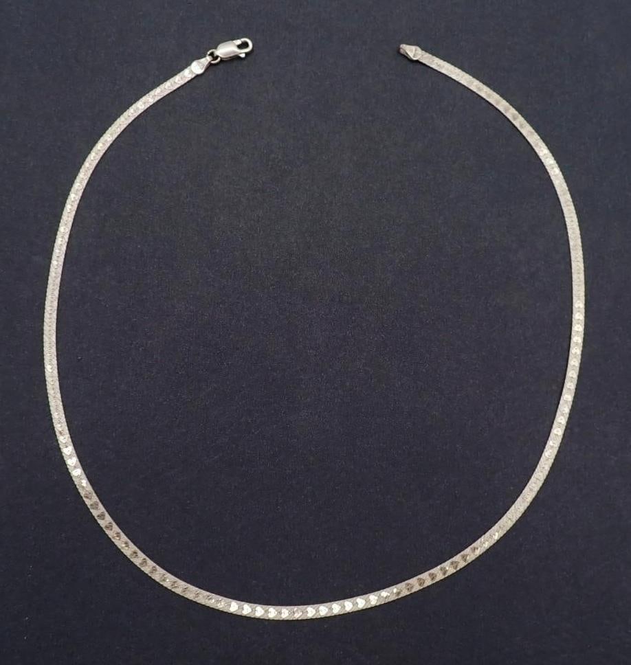 Sterling Silver Necklace: 18" in length, 6.6 grams
