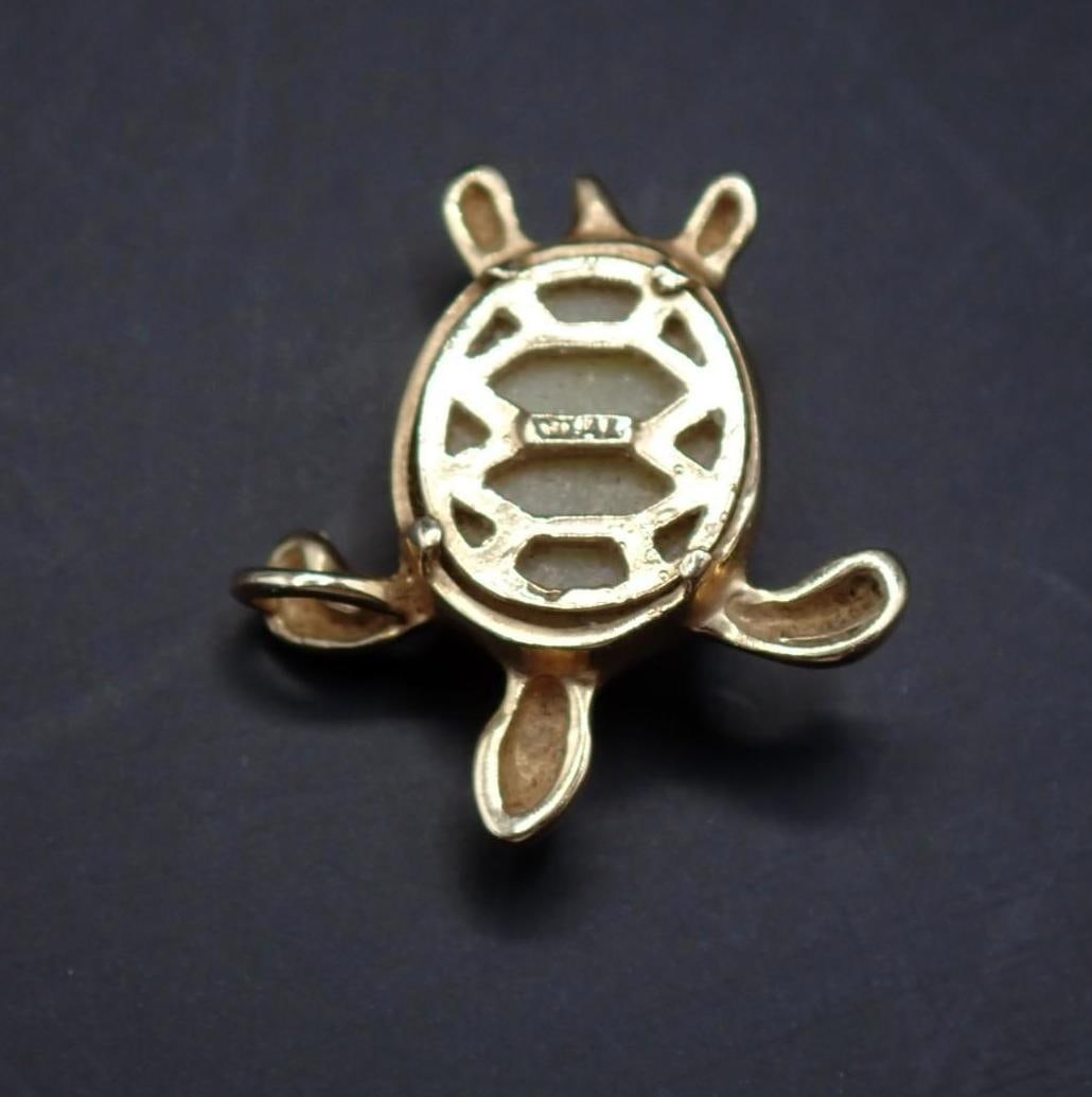 14K Yellow Gold and Stone Sea Turtle Pendant - 4