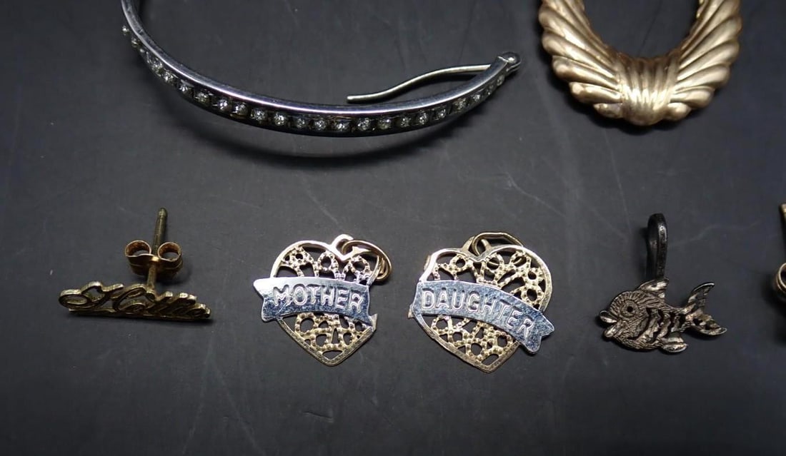 (16) 14K Yellow & White Gold Jewelry Articles - 3