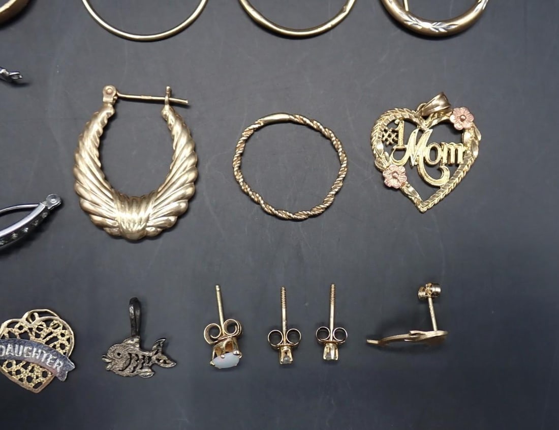 (16) 14K Yellow & White Gold Jewelry Articles - 7