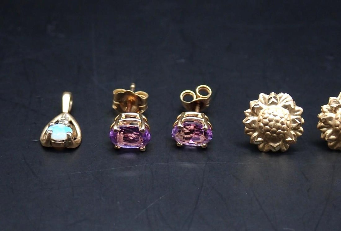 14K Yellow Gold Jewelry Lot - 3