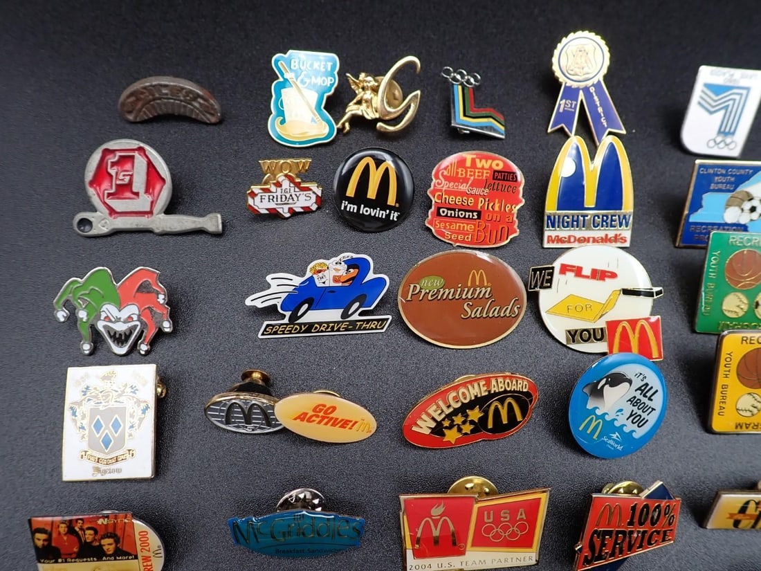 (42) Collectible Pins - 3