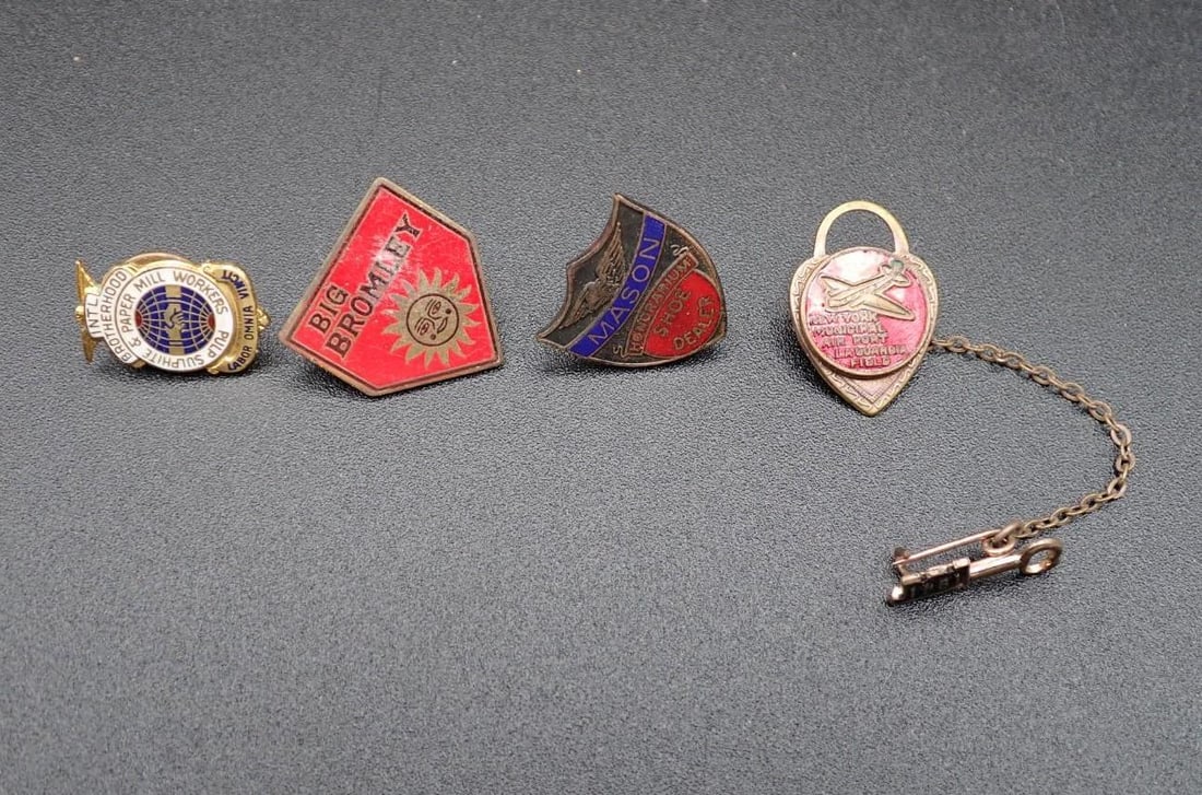 Collectibles Lot - 19