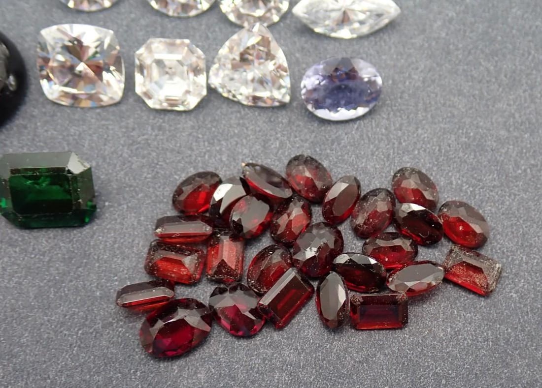 (37) Gemstones - 4