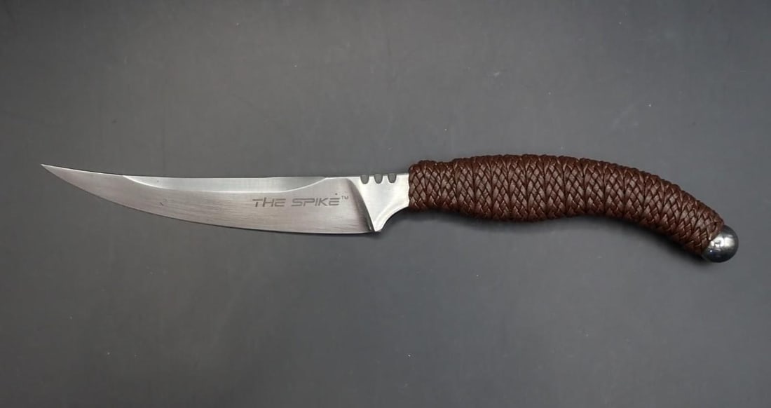 Cold Steel "The Spike" Fixed Blade Knife: 4" blade; 8.375" overall length; excellent condition with alligator leather (?) sheath