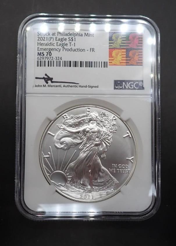 Set of (4) U.S. Silver Eagles - 9