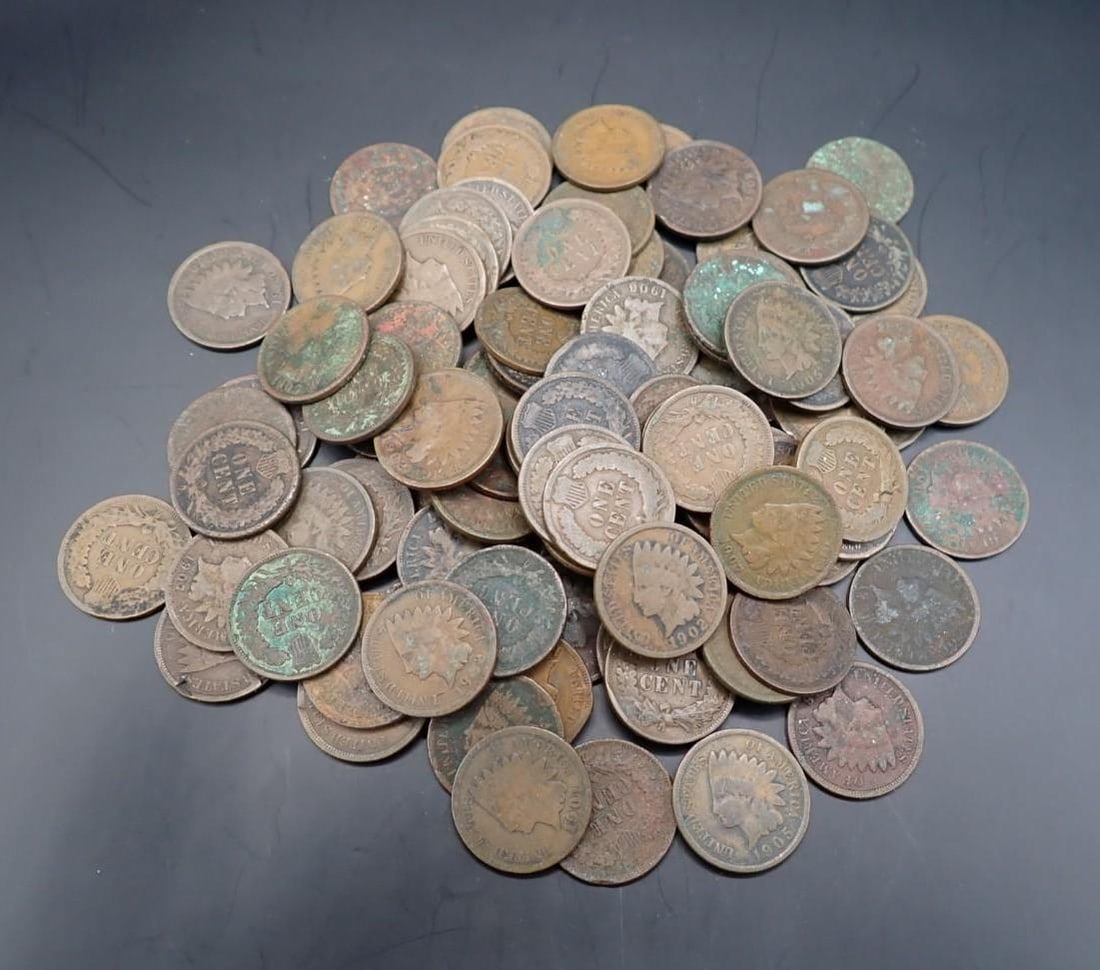 (100) U.S. Indian Head Cents: (100) U.S. Indian Head Cents