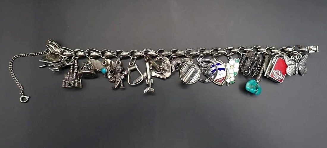 Sterling Silver Charm Bracelet with (18) Charms (1 of 5)
