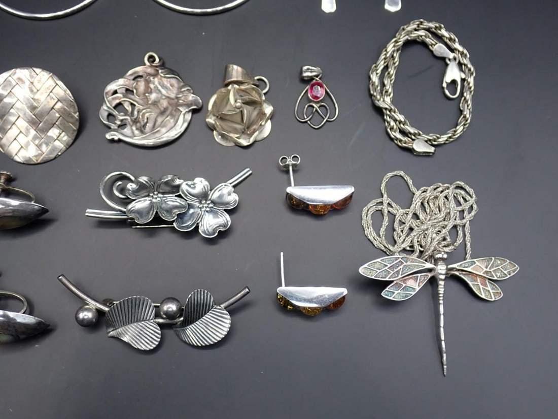 (23) Sterling Silver Jewelry Articles - 5