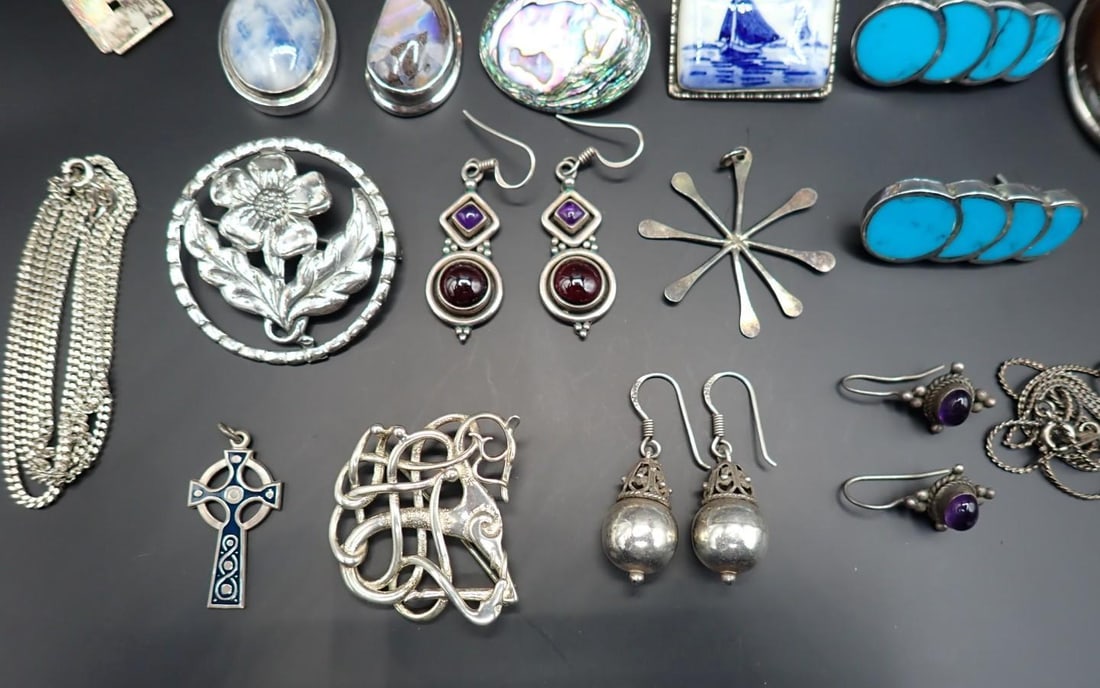(27) Sterling Silver Jewelry Articles - 6